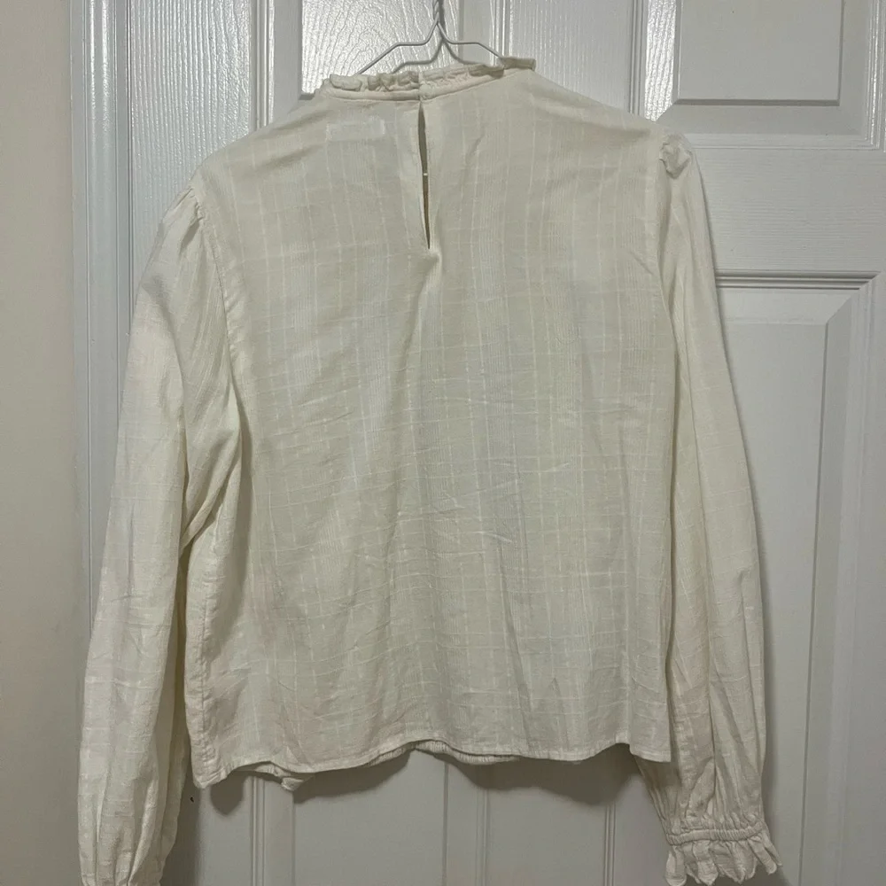Cream Ruffled Blouse - Picture 2 of 3
